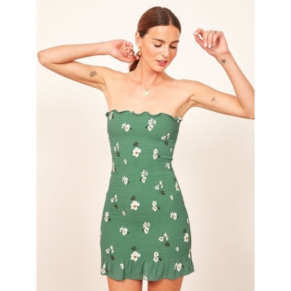Reformation chantilly dress 🥝